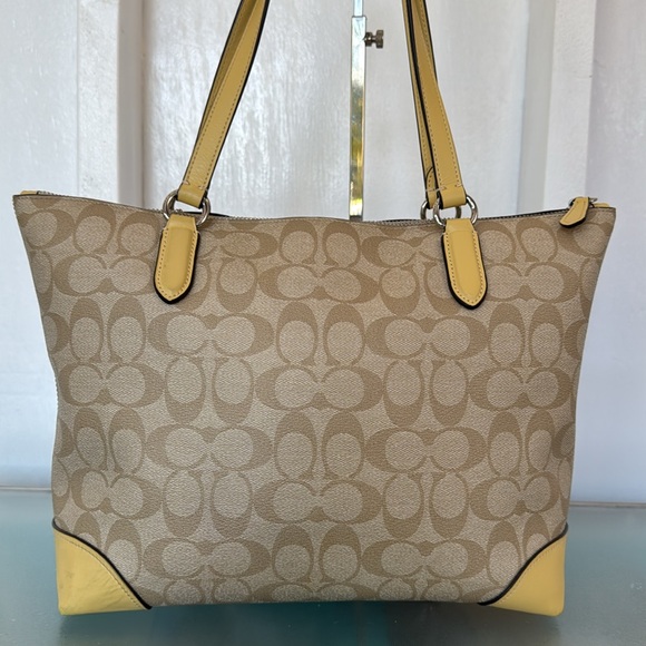 Coach Bag Signature Zip Top Tote Bag - Picture 6 of 17